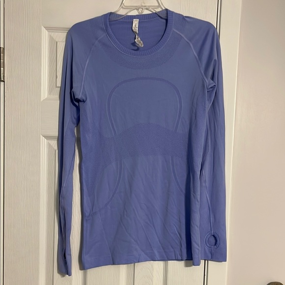 lululemon athletica Tops - Lululemon Women’s Size 8 Long Sleeved Tech Purple